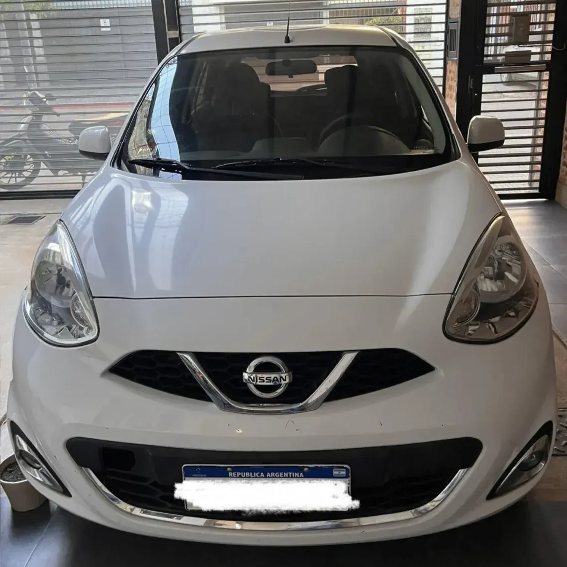 Nissan March 1.6 Advance Media Tech 107cv