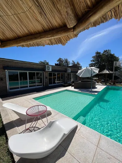 Venta. Casa Quinta, Complejo En Villa La Ribera