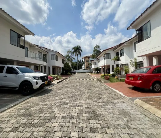 Venta Casa Cali Sur En Condominio Pampalinda