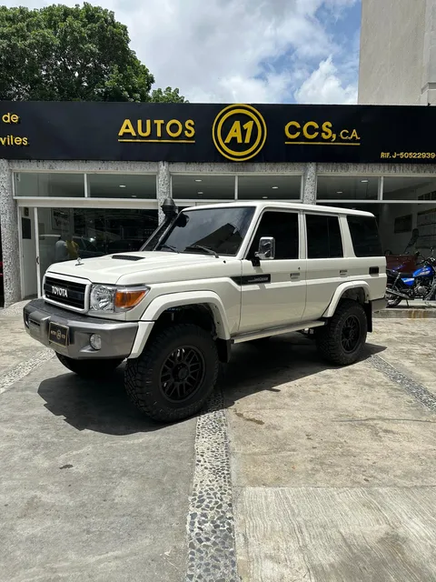 Toyota Lc 76 Lx
