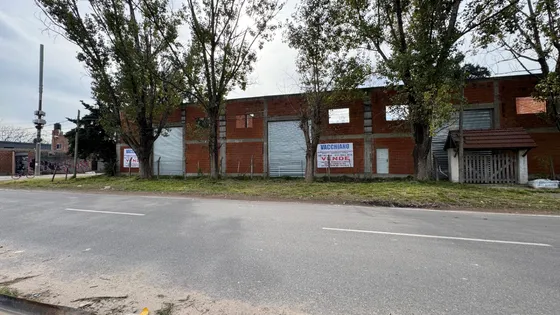 Galpón En Venta De 1584m2 Ubicado En Moreno