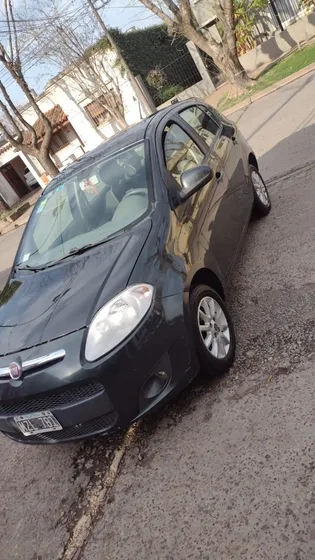 Fiat Palio 1.4 Attractive 85cv