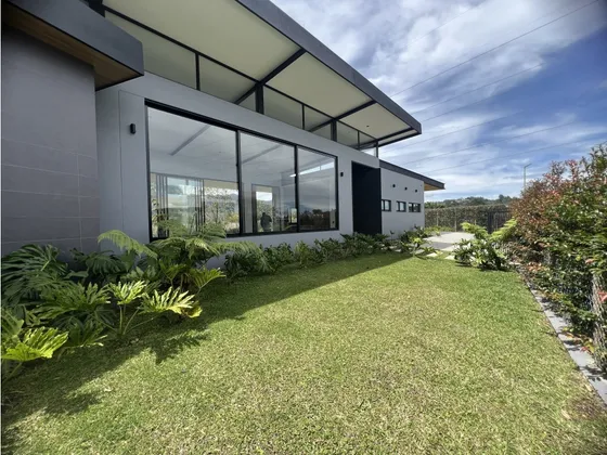Casa Finca De Lujo En Venta Rionegro, Llano Grande  Cl