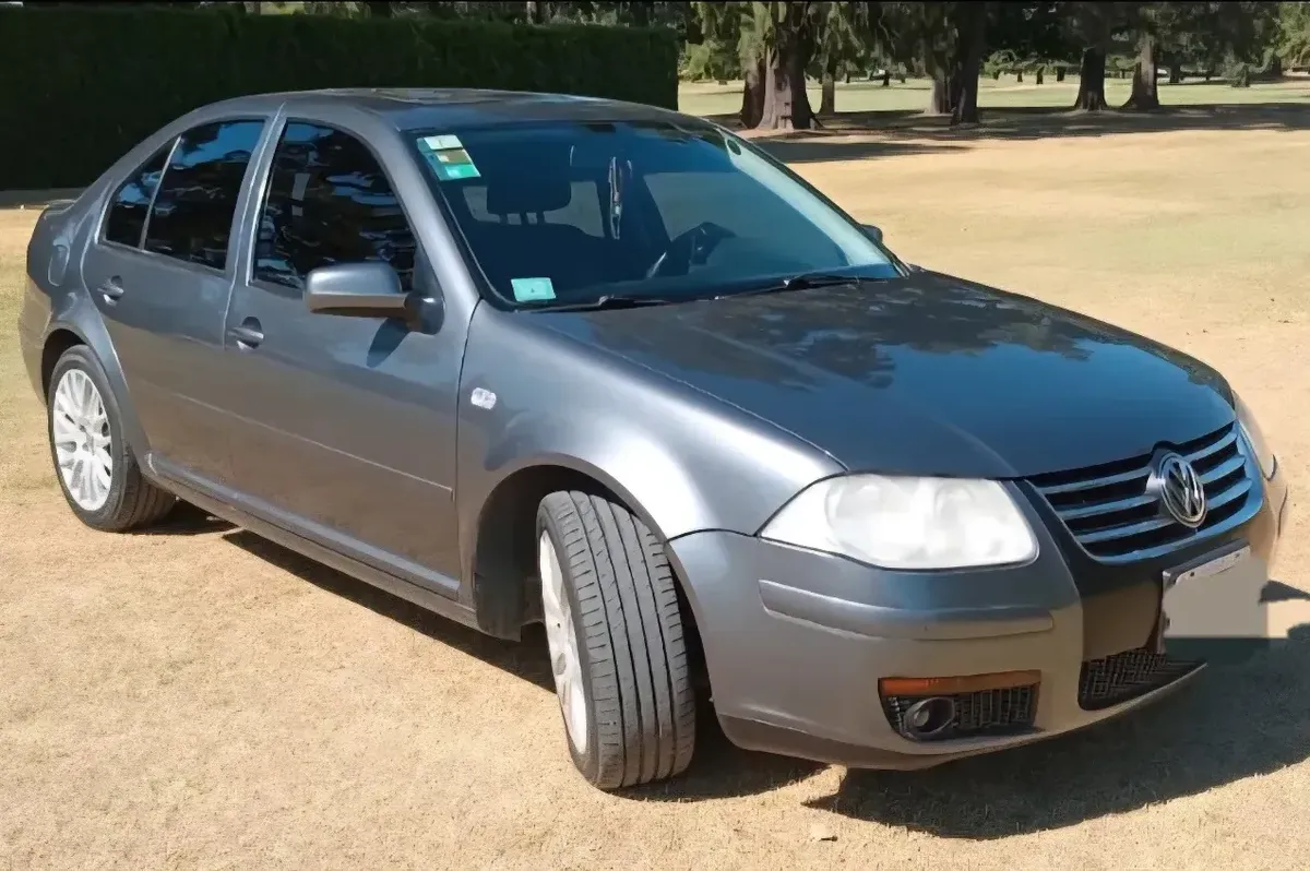 Volkswagen Bora 1.8 Highline T 180cv