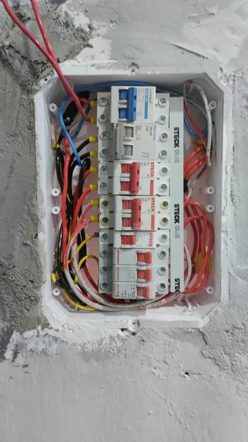 Eletricista Reparos E Manutenção Na Região Central 