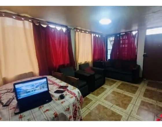 Vendo Casa Con Local Comercial En Calbuco, Sector Norte De L