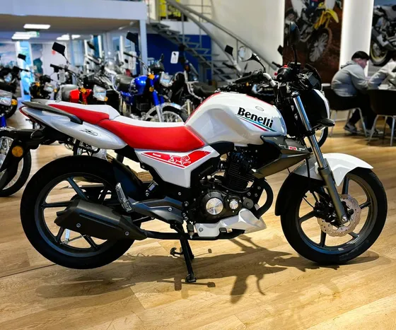 Benelli Tnt15 2500km Impecable Sin Detalles