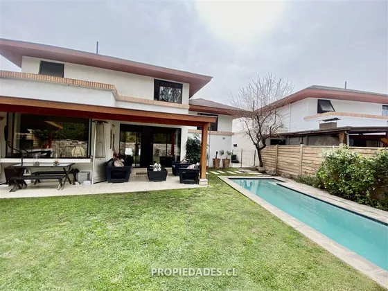Casa En Condominio En Venta En Las Condes