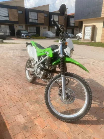 Kawasaki Klx 150, Modelo 2018 - Enduro, En Excelente Estado.