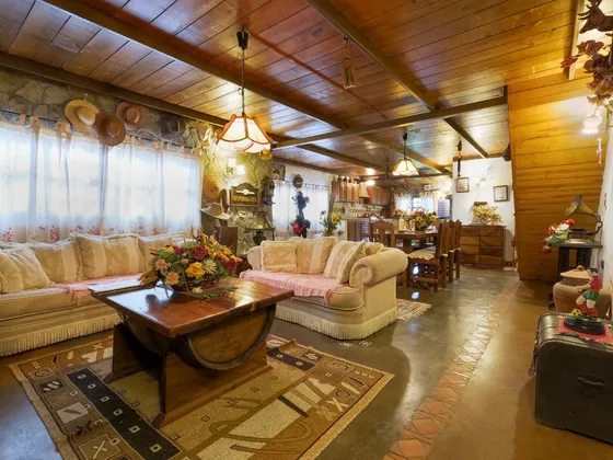 Naudy Escalona Profesional Inmobiliario Con Más De 10 Años De Experiencia En Rentahouse Vende Espectacular Casa Campestre En Cubiro  Lara