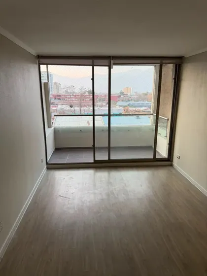 Departamento Familiar Con Terraza, Suite Y Buena Ubicación