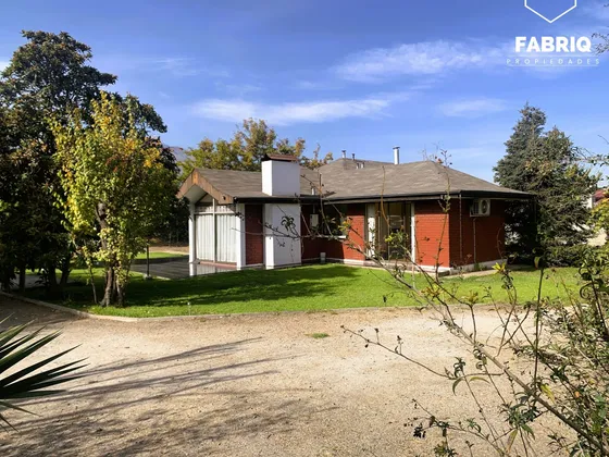 Gran Terreno De 1300 M2 Con Casa A Pasos De Vespucio