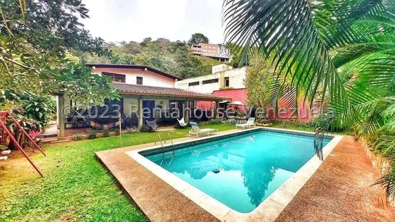 Casa En Alquiler, Colinas Del Tamanaco - Marigreys Blanco - #25-2528