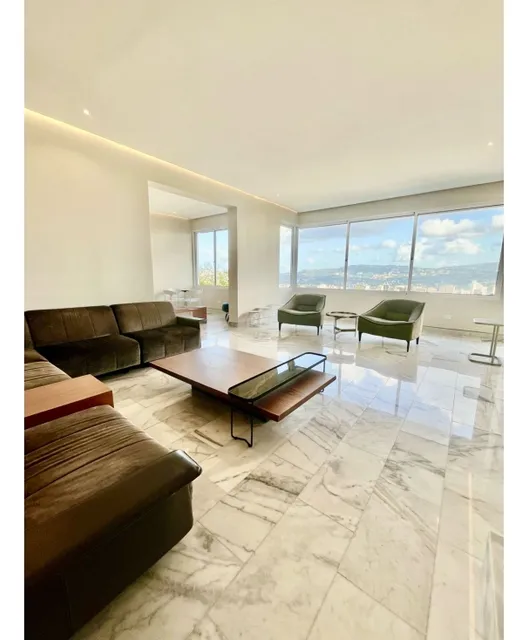 Espectacular Apartamento Altamira. Calle Cerrada. Vista Panorámica