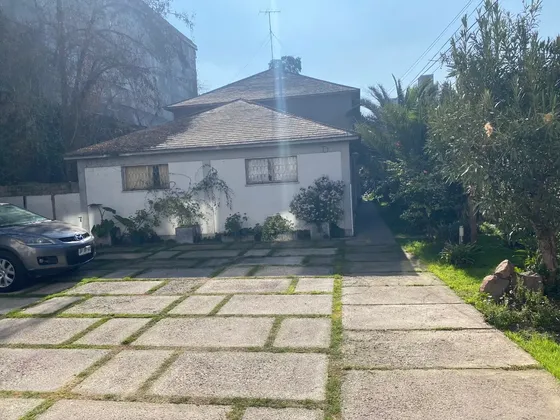 Lindo  Y Amplio Departamento Con Patio Exclusivo En Venta