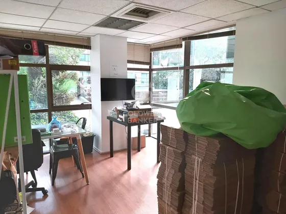 Coronel Pereira Oficina 2 Privados 3 Baños