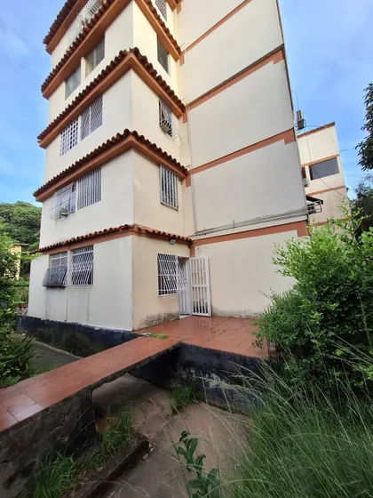 Mile/alquiler De Apartamento Semi Equipado Los Teques Sta.te