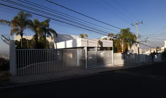 Venta Casa En Loma Dorada 6