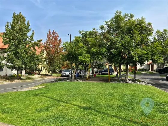 Arriendo Casa 4d/3b En Condominio Las Malvas, Peñalolén