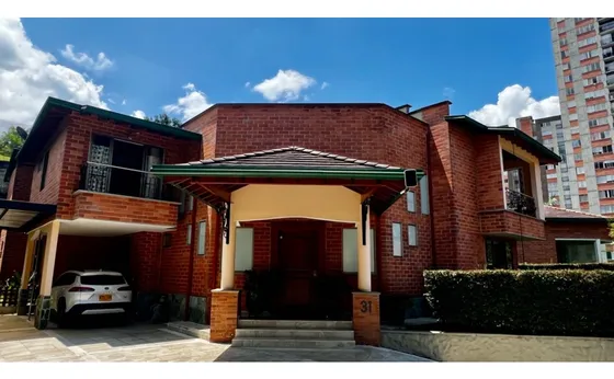 Venta Casa Campestre En Sabaneta Sector Las Lomitas