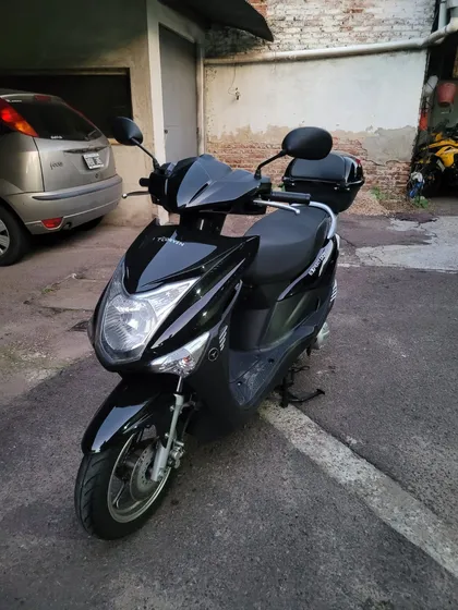 Scooter Moto Corven Expert Dot 150 Cc Año 2023