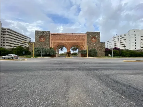 Se Vende Terreno 5852m² Margarita Golf & Country Club