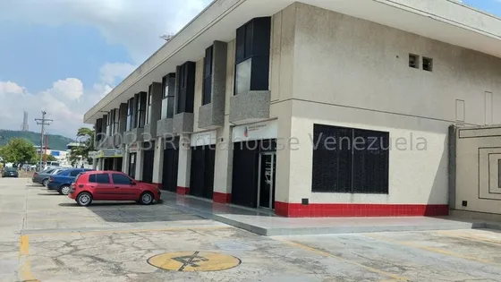 Local Alquiler Dos Niveles, 160 Mts, Con Dos Baños, Condominio Cerrado San Diego Carabobo Leida Falcon Lf25-4414