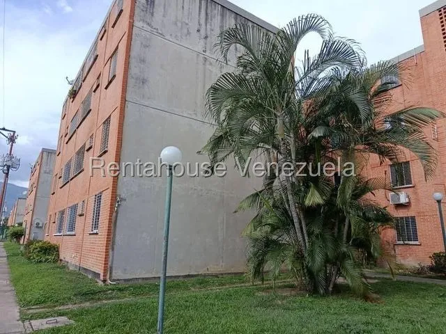 Apartamento En Venta Los Tulipanes San Diego Lr Valencia Con Pozo De Agua Y Planta Oportunidad De Inversion