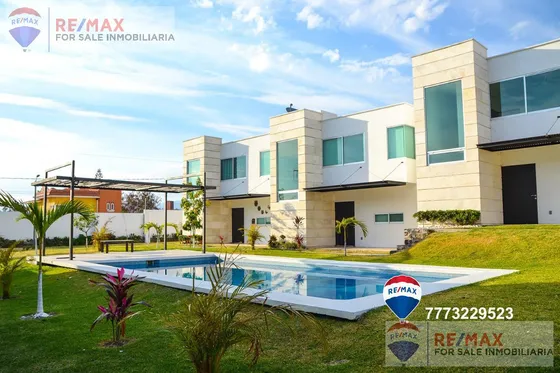 Venta De Casas En Condominio Con Alberca, Oaxtepec, Morelosclave 4322