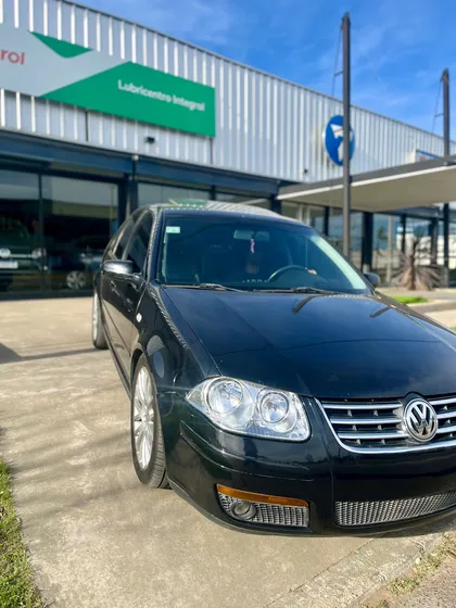 Volkswagen Bora 1.8 Highline T 180cv Cuero