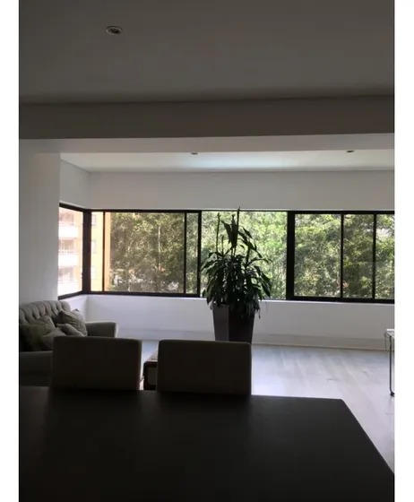 Venta De Apartamento En Loma Campestre, El Poblado