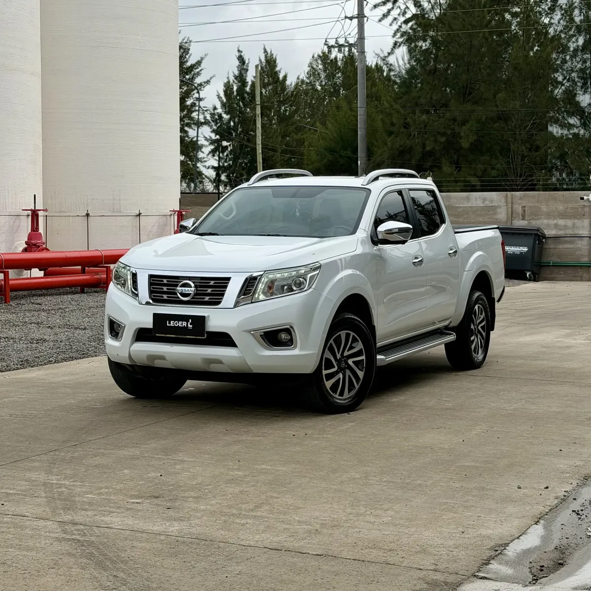 Nissan Frontier Le 4x4 At Con Cuero