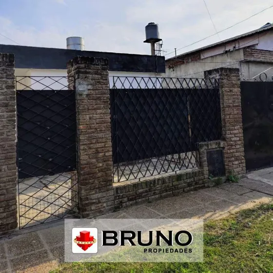 Casa En Venta En Merlo Sur