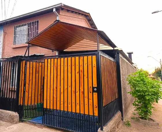 Se Vende Casa 3d 1b Y 2 Est, San Bernardo