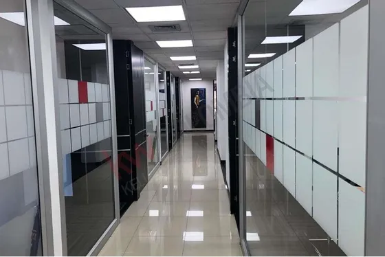 Arriendo Oficina Edificio De Valores 72 Con 7-6122 (6122).