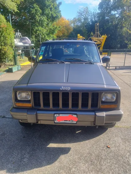 Jeep Cherokee 2.5 Classic