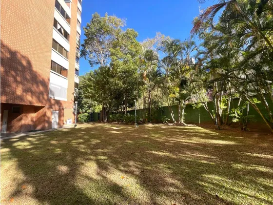 Se Vende Apartamento 66 M2 1h/1b/1pe Los Naranjos