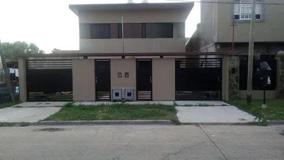 Dúplex En Venta - 1 Dormitorio 2 Baños 1 Cochera - 115mts2 - Villa Elvira