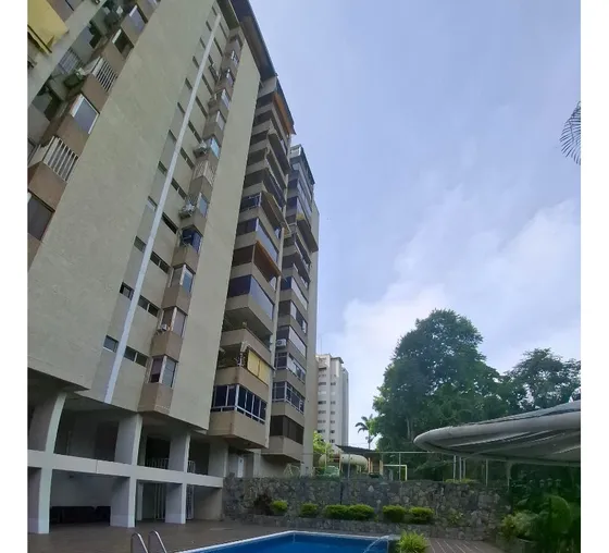 Santa Gertrudis Excelente Apartamento 170mts Pozo De Agua Excelente Vista Calle Privada Vigilancia 4habitaciones 3 Baños 3 Puestos 