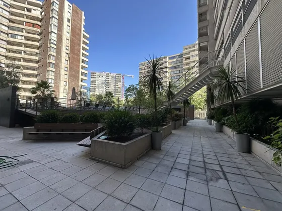 Acogedor Depto 1d+1b | Piso 15 | Metro Manquehue