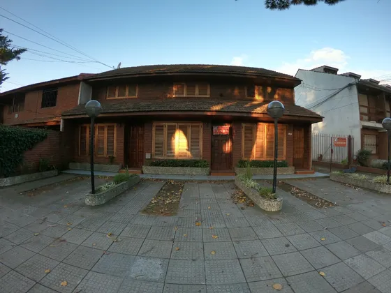Podesta Vende Triplex De Categoria