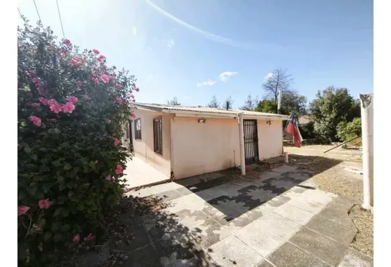 Quilpue , Casa Con Amplio Terreno
