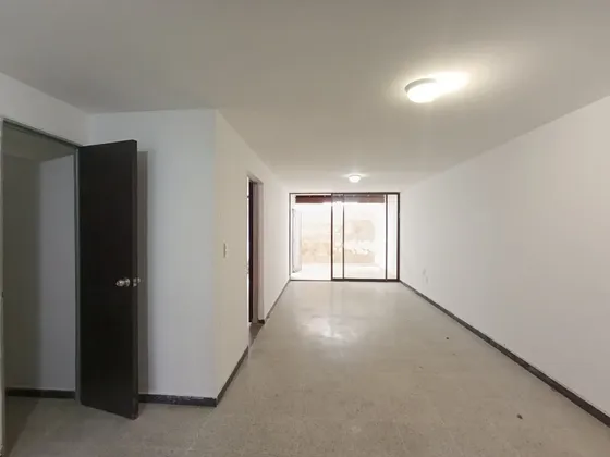 Casa En Venta En La Ceiba. Cod V30351