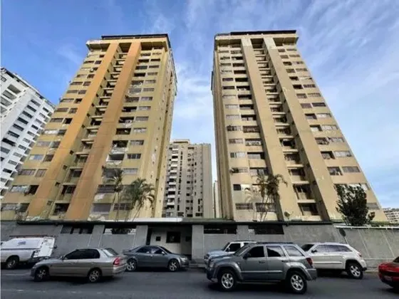Guaicay Apartamento Alquiler 73m2 2h2b1p Amoblado