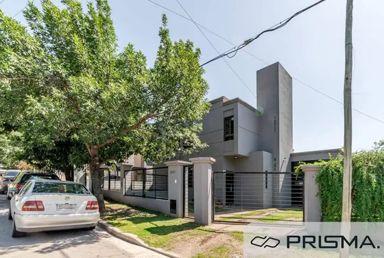 Oportunidad - Dúplex 3 Dorm. - Villa Allende