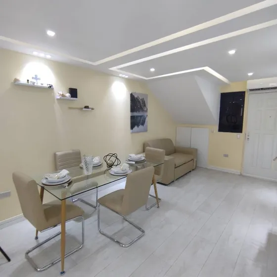 En Venta Town House En El Manantial, Naguanagua. Inmobiliaria Maggi 1861