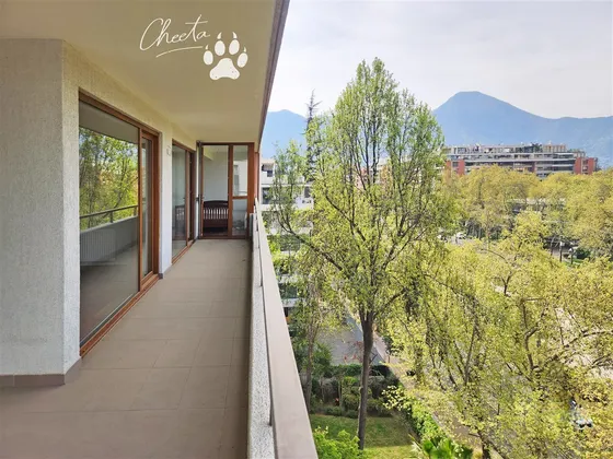 Departamento Remodelado Con Espectacular Vista En Vitacura 