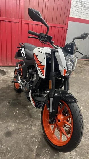 Ktm Duke 200