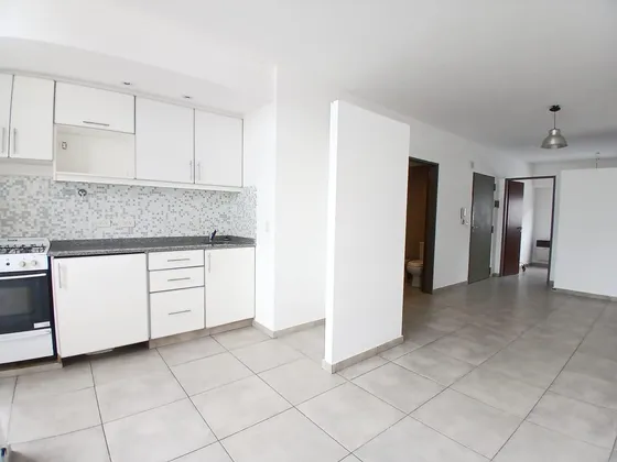 Departamento En Venta Con Cochera Cubierta Saavedra 