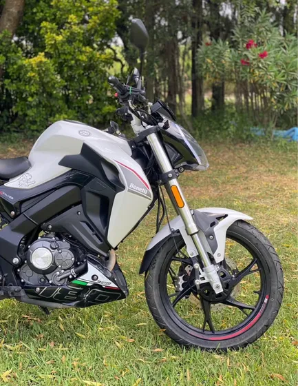 Benelli 180s